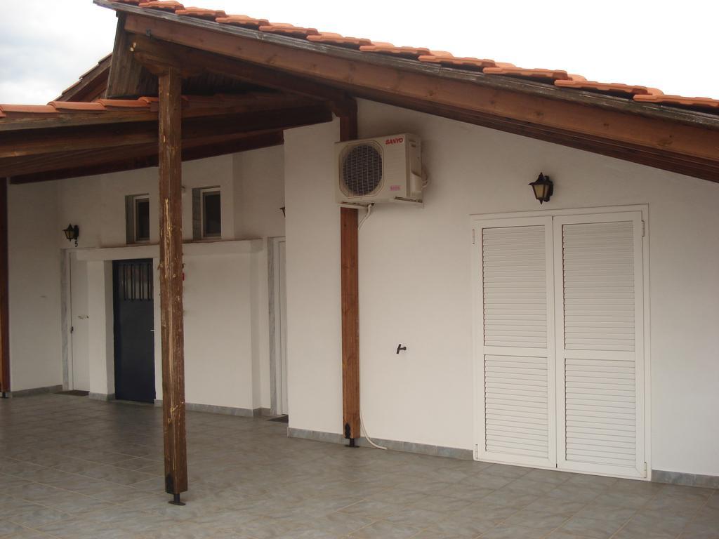 Apartments Stavroula Ηospitality Vrasna Exterior photo